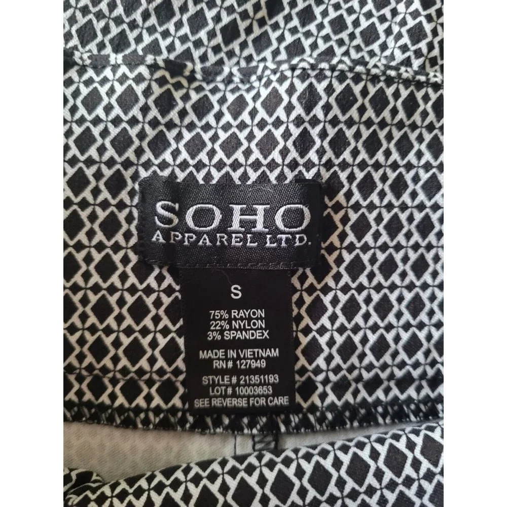 NWT Soho Apparel Black & White High Waisted Geometric Pencil Skirt Size Small